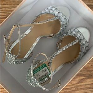 Jewel by Badgley MISCHKA evening shoe